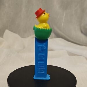 VTG - Chick in Egg Toy with Red Hat and Blue Base